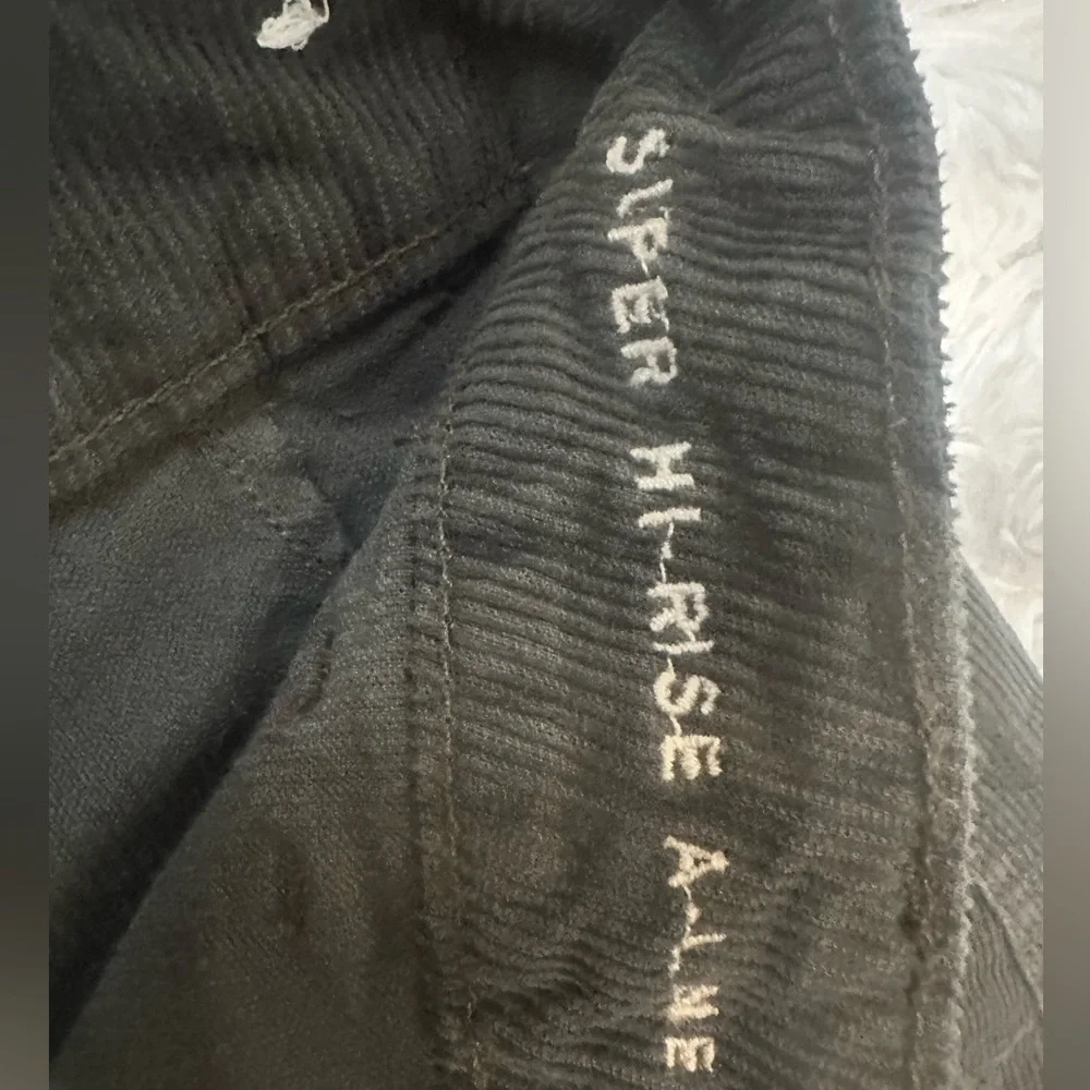 Size 00 dark green American Eagle skirt - Picture 4 of 5